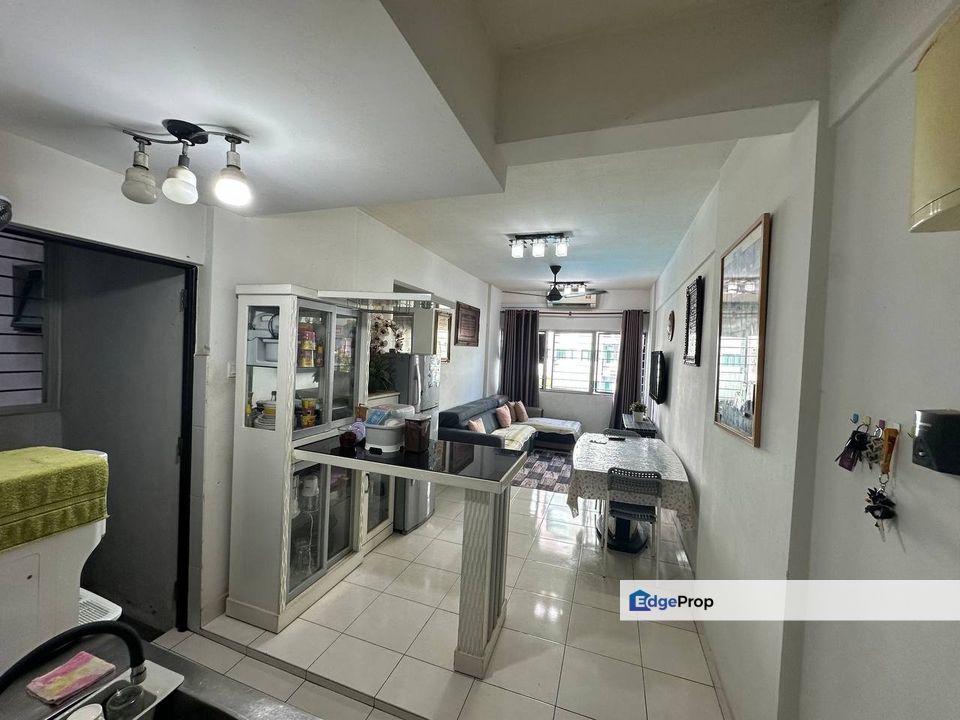 Suria Rafflesia Apartment Setia Alam, Paling Murah Boleh Full Loan | Service Apartment FOR SALE! - RM249k, Selangor, Setia Alam/Alam Nusantara