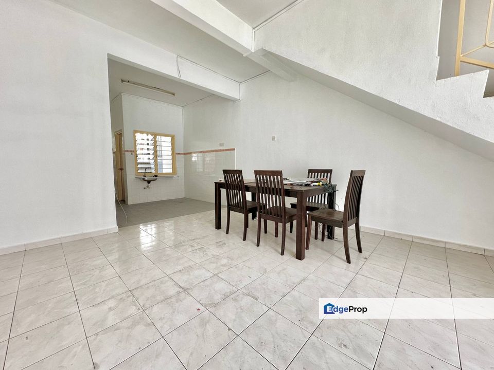 Taman Seri Emas Sg Chua Kajang, Non Bumi Lot Termurah Boleh 100% Loan | Double Storey Terrace FOR SALE! - RM418k , Selangor, Kajang