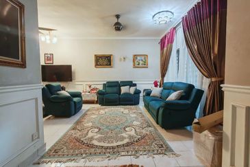 Taman Bukit Subang Seksyen U16 Shah Alam, 22 x 80 Extended Dapur 5 Min ke Elmina Lakeside Mall | Double Storey Terrace FOR SALE! - RM660k Negotiable