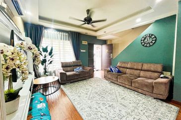 Taman Pinggiran Putra