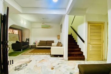 Bandar Tun Hussein Onn