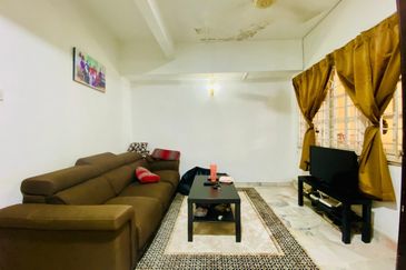 Bandar Tun Hussein Onn