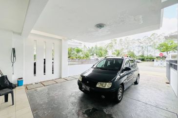 Ariza Elmina Gardens