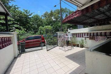 Taman Kinrara Seksyen 2