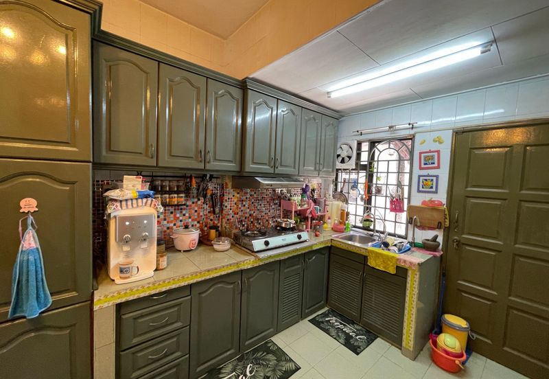 Taman Kinrara Seksyen 2