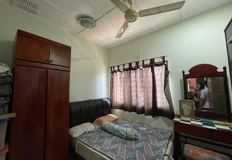 Taman Kinrara Seksyen 2