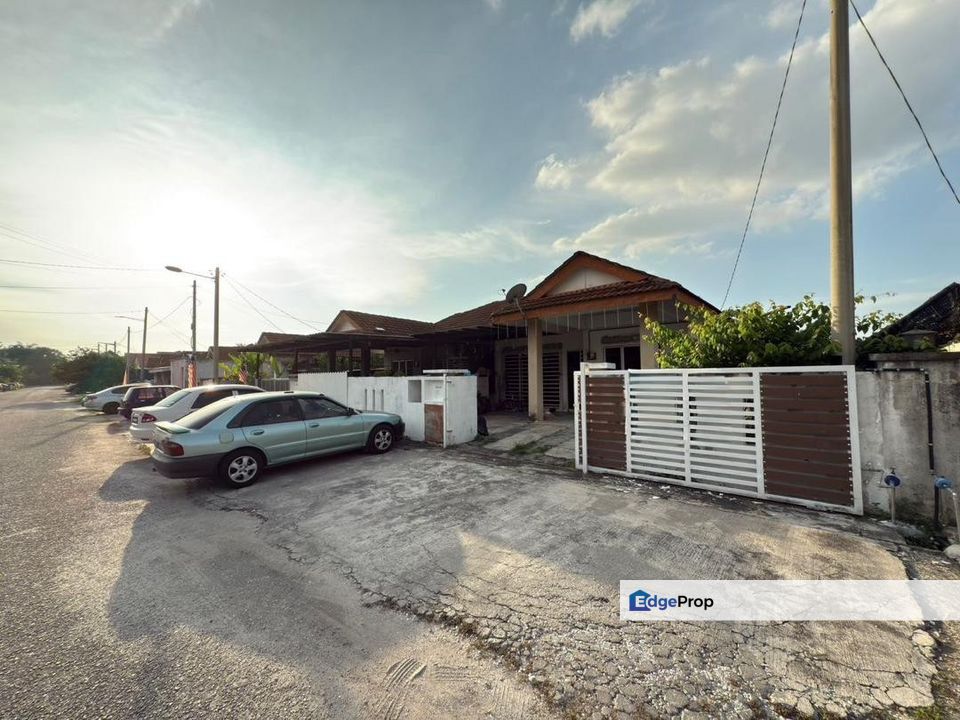 Kampung Lombong Seksyen 29 Shah Alam, 2765 sq.ft Leasehold Open Non Bumi Boleh Beli | Single Storey Semi-Detached FOR SALE! - RM420k, Selangor, Shah Alam