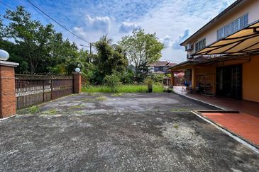 Taman Saujana Puchong