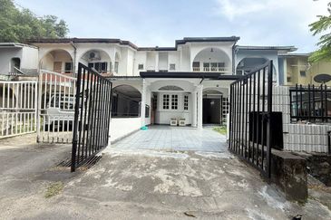 Seksyen 8, Shah Alam