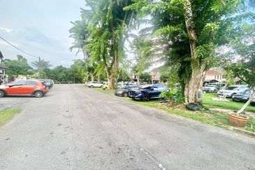 Seksyen 8, Shah Alam