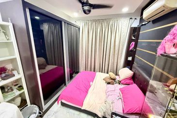 Lorong Mahkota Impian Puncak Alam Selangor, Fully Renovated Facing Open | Single Storey Terrace FOR SALE! - RM330k Negotiable