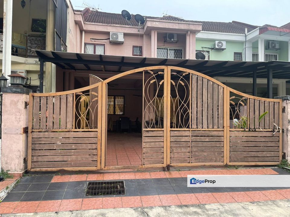 Jalan Turmalin Seksyen 7 Shah Alam, 22' x 75' Ada 5 Bilik Besar | Double Storey Terrace FOR SALE! - RM700k , Selangor, Shah Alam