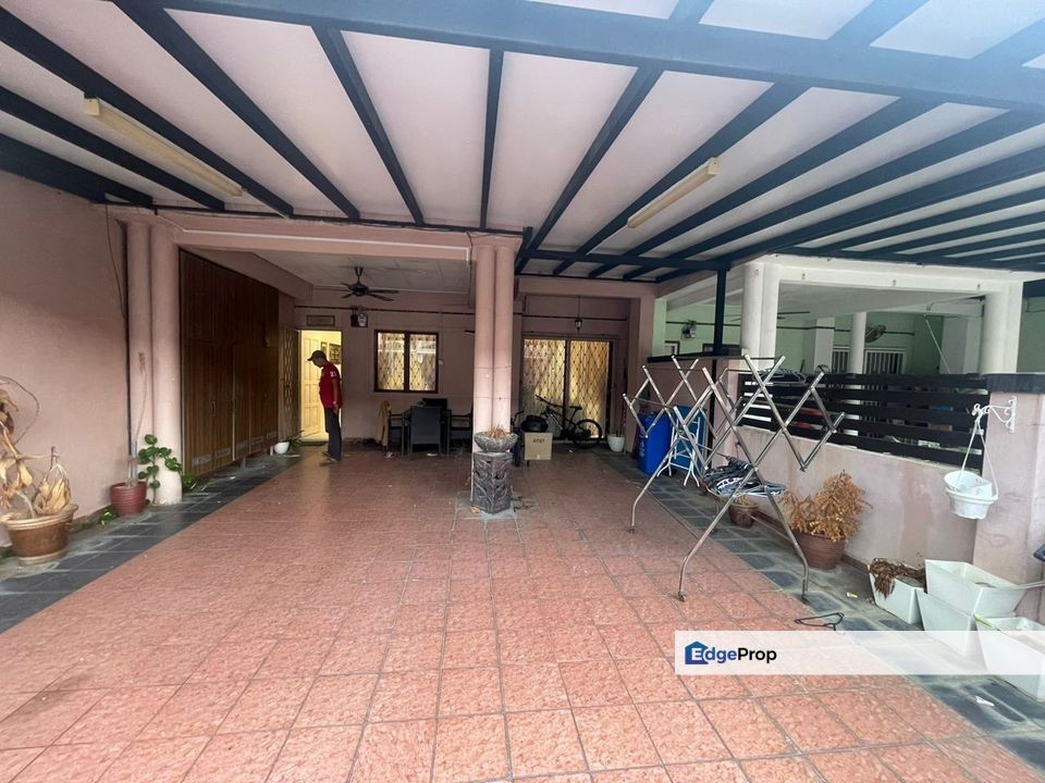 Jalan Turmalin Seksyen 7 Shah Alam, 22' x 75' Ada 5 Bilik Besar | Double Storey Terrace FOR SALE! - RM700k , Selangor, Shah Alam