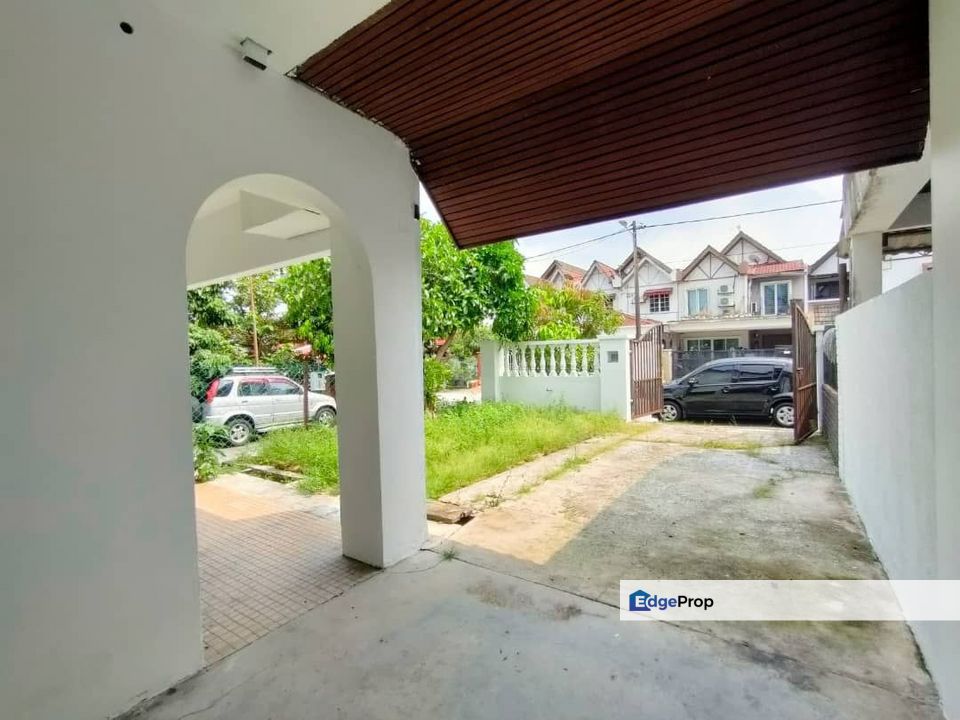 SS7 Kelana Jaya Petaling Jaya, Endlot 22' x 75' Murah Jalan Kaki Masjid | Double Storey Terrace FOR SALE! - RM750k Negotiable, Selangor, Petaling Jaya