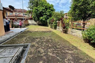 Bandar Tun Hussein Onn