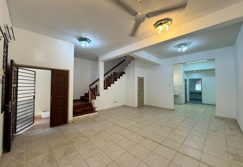 Canal Gardens, Kota Kemuning