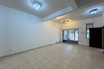 Canal Gardens, Kota Kemuning