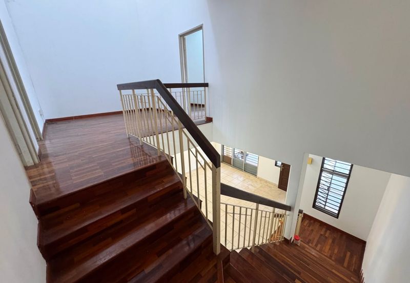 Canal Gardens, Kota Kemuning