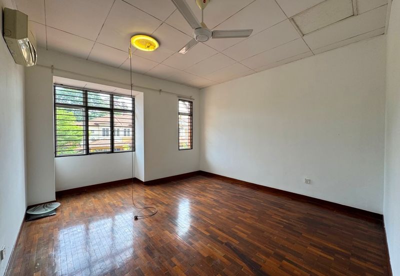 Canal Gardens, Kota Kemuning