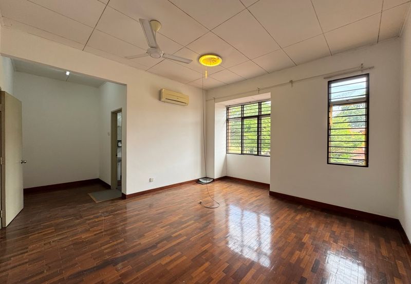 Canal Gardens, Kota Kemuning