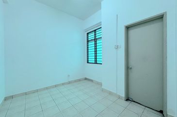 Canal Gardens, Kota Kemuning