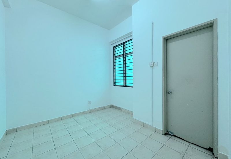 Canal Gardens, Kota Kemuning