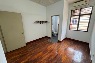 Canal Gardens, Kota Kemuning