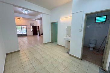 Canal Gardens, Kota Kemuning