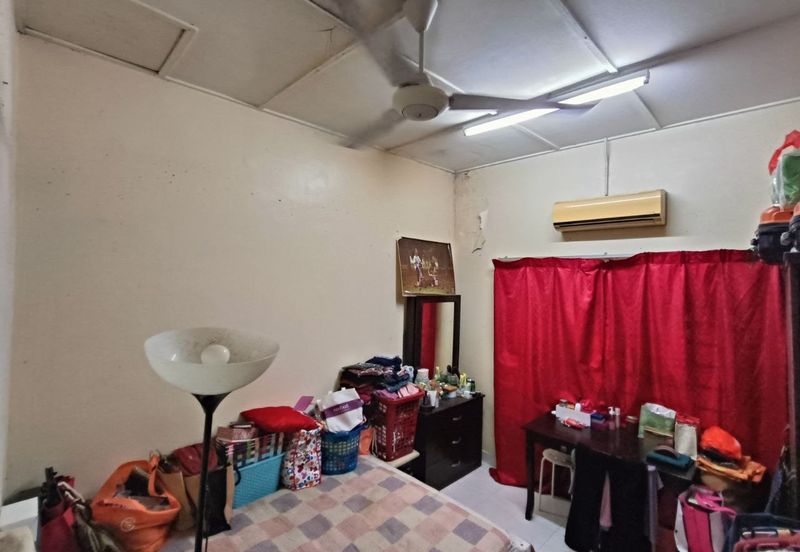 Seksyen 4, Shah Alam