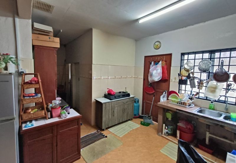 Seksyen 4, Shah Alam