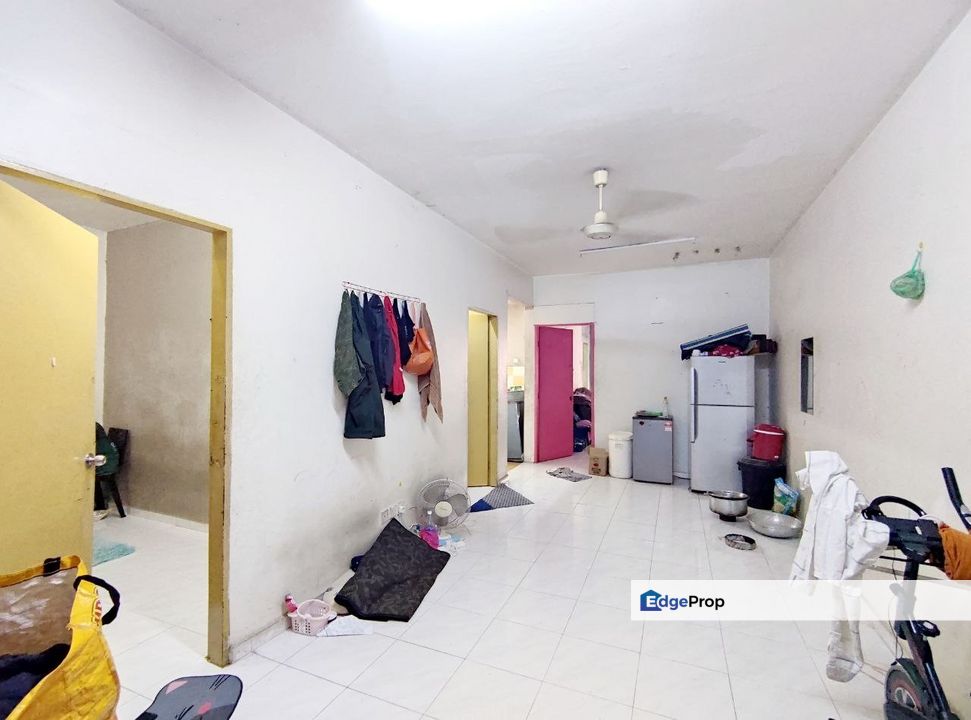 Mentari Court Bandar Sunway Petaling Jaya, Termurah High Cashback | Service Apartment FOR SALE! - RM240k , Selangor, Bandar Sunway