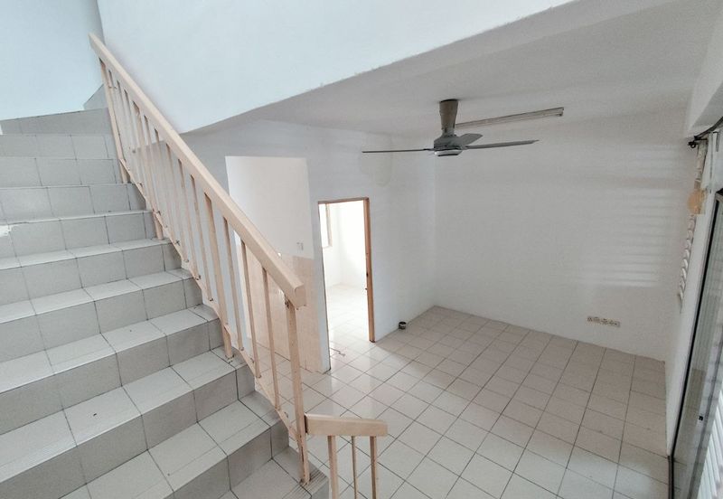 La Cottage Taman Putra Perdana