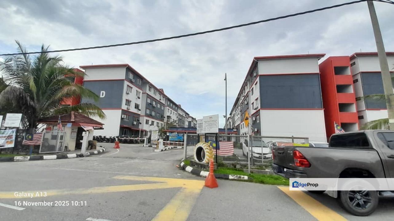 Apartment Seri Saujana Bandar Saujana Putra, Ground Floor Murah Endlot | Apartment FOR SALE! - RM210k Nego, Selangor, Bandar Saujana Putra