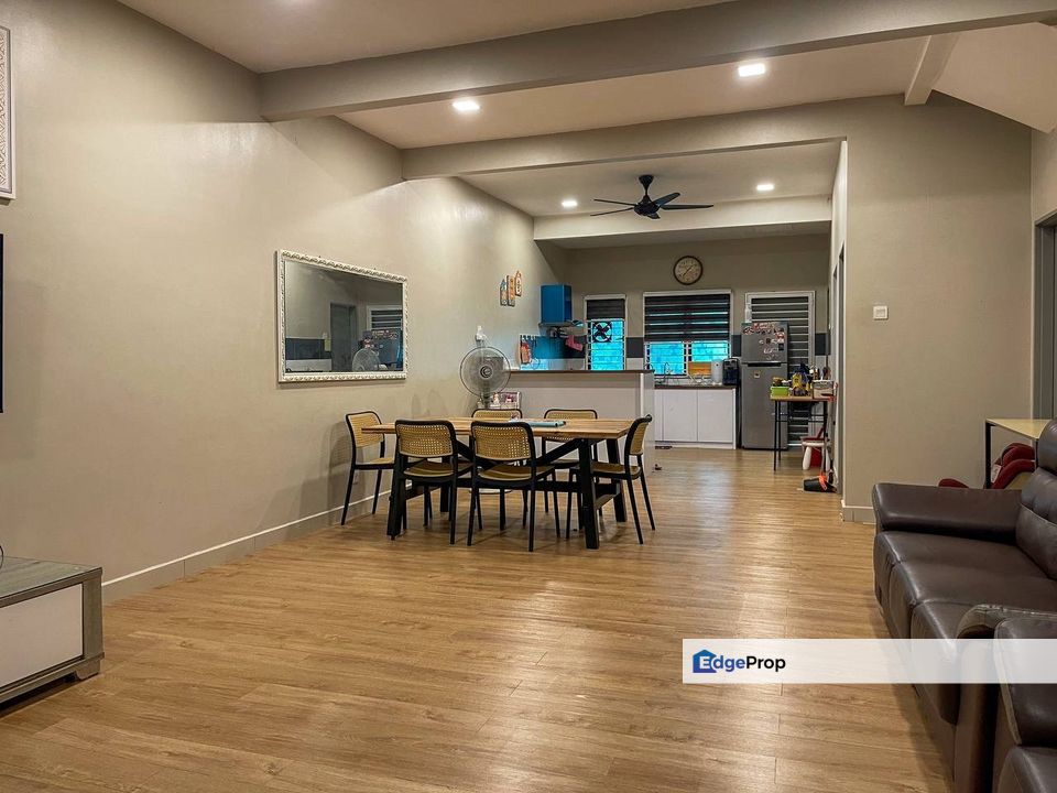 Taman Bentara Jalan Puyuh Telok Panglima Garang, Fully Renovated | Double Storey Terrace FOR SALE! - RM470k Nett, Selangor, Kuala Langat