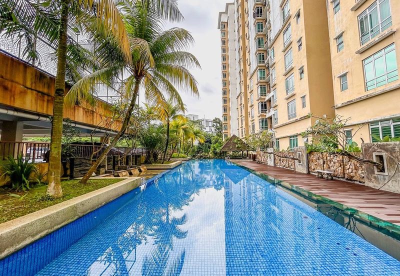 Villa Park Condominium