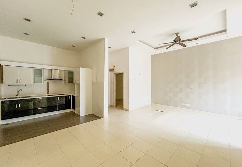 Villa Park Condominium