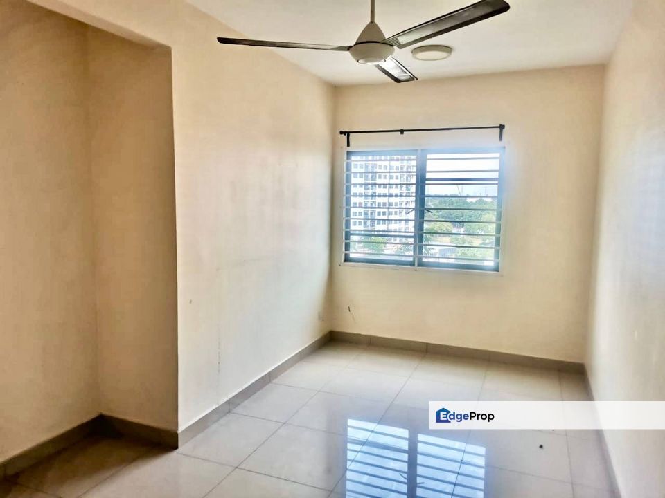 Alam Sanjung Apartment Seksyen 22 Shah Alam, Paling Murah Boleh Full Loan | Service Apartment FOR SALE! - RM330k, Selangor, Shah Alam