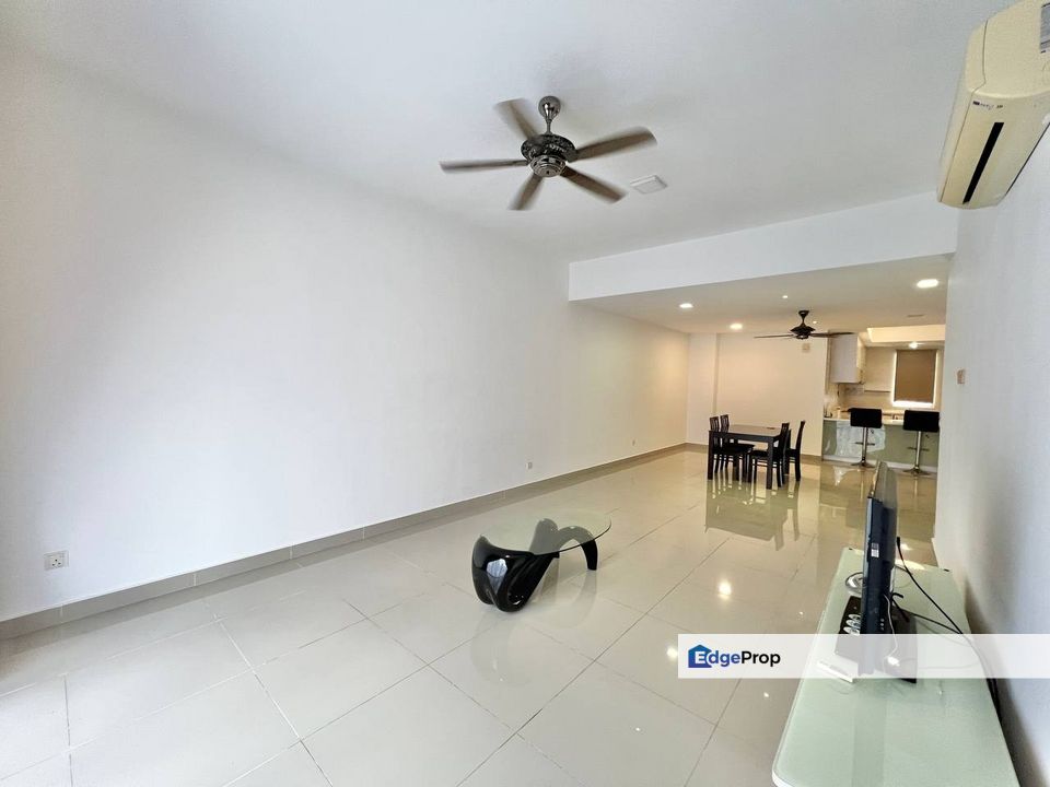 Taman Tasik Prima Puchong Selangor, Lower unit Renovated Ready Move-in | Townhouse Ground Floor FOR SALE! - RM490k , Selangor, Puchong