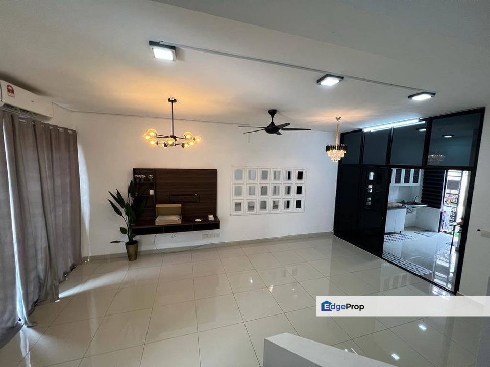 Bandar Mahkota Banting Selangor, Ready Move In Extended Dapur | Double Storey Terrace FOR SALE! - RM415k Nego, Selangor, Banting