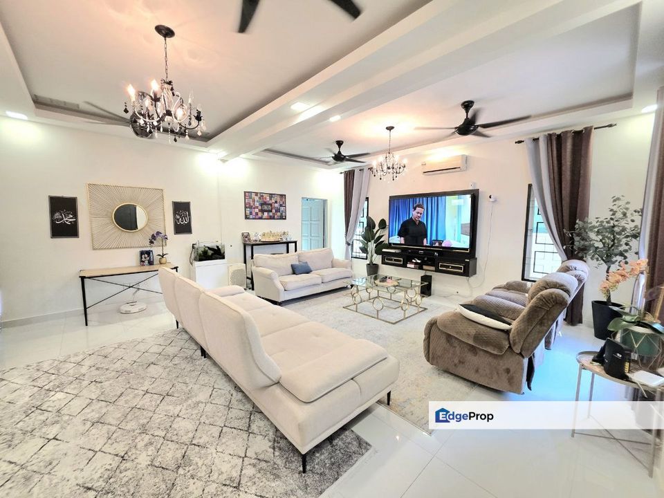 Taman Tulip 3 Seksyen 29 Shah Alam, Fully Renovated Cantik | Single Storey Semi Detached FOR SALE! - RM490k Nego, Selangor, Shah Alam