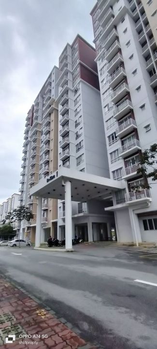 De Kiara Apartment Setia Alam Shah Alam, Kitchen Cabinet Cantik Siap Island | Apartment FOR SALE! - RM295k Nego, Selangor, Shah Alam