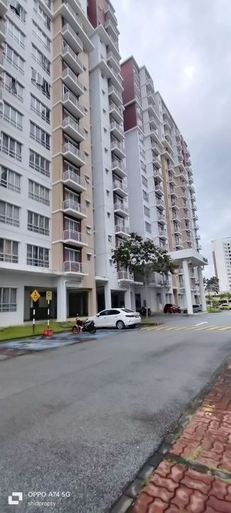 De Kiara Apartment Setia Alam Shah Alam, Kitchen Cabinet Cantik Siap Island | Apartment FOR SALE! - RM295k Nego, Selangor, Shah Alam