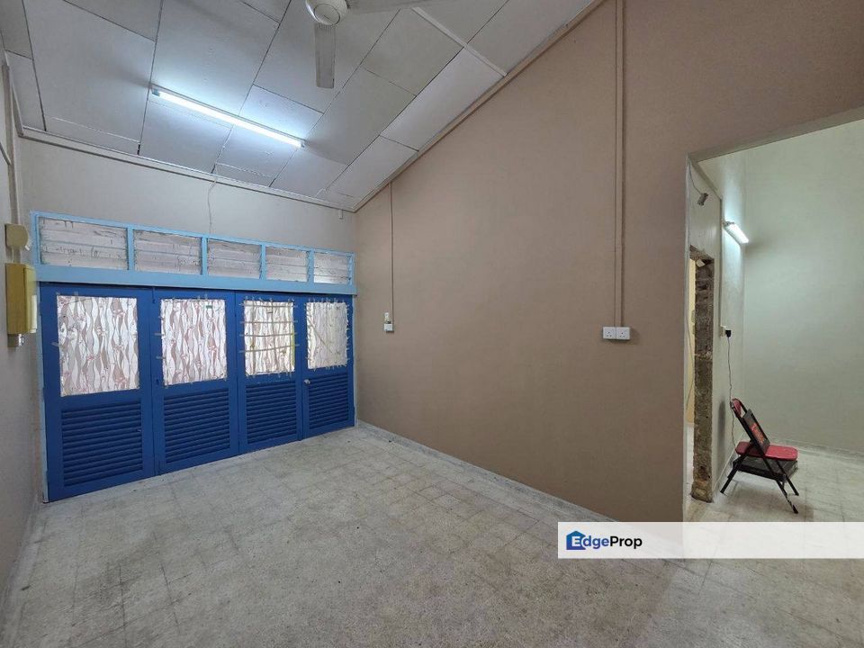 Seksyen 4 Shah Alam, 22' x 75' Murah Prime Location Facing Open | Single Storey Terrace FOR SALE! - RM460k , Selangor, Shah Alam