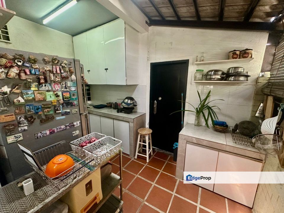 Taman Putra Perdana Puchong South Selangor, Fully Renovated Endlot & Facing Open | Double Storey Terrace ENDLOT For Sale! - RM670k Negotiable, Selangor, Puchong