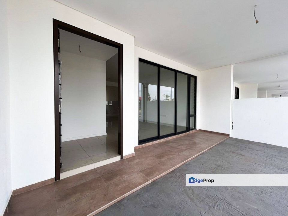 Nadira 3 Bandar Bukit Raja Klang Selangor, 22' x 75' Murah Below SPA Price | Double Storey Terrace FOR SALE! - RM785k Negotiable, Selangor, Klang