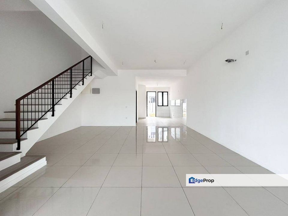 Nadira 3 Bandar Bukit Raja Klang Selangor, 22' x 75' Murah Below SPA Price | Double Storey Terrace FOR SALE! - RM785k Negotiable, Selangor, Klang