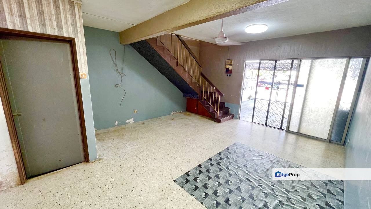 Taman Ampang Indah Selangor, 20' x 70' Murah Extended Dapur | Double Storey Terrace FOR SALE! - RM480k Nego, Selangor, Ampang