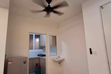 Tuan 2egacy (Tuan Residency 2)