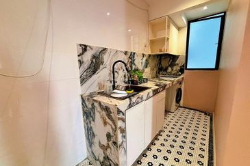 Kenwingston Platz Residence