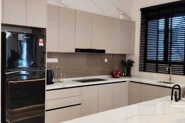 Parkland By The River